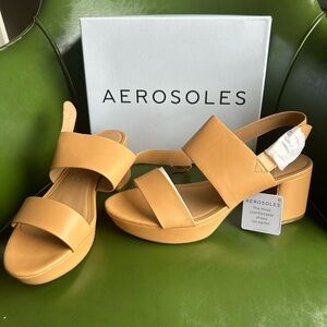 AEROSOLES Tan Sandals with Chunky Heel and Platform